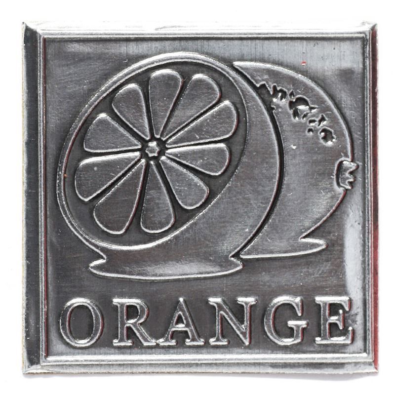 Metalna etiketa 'Orange', kvadratna, srebrna